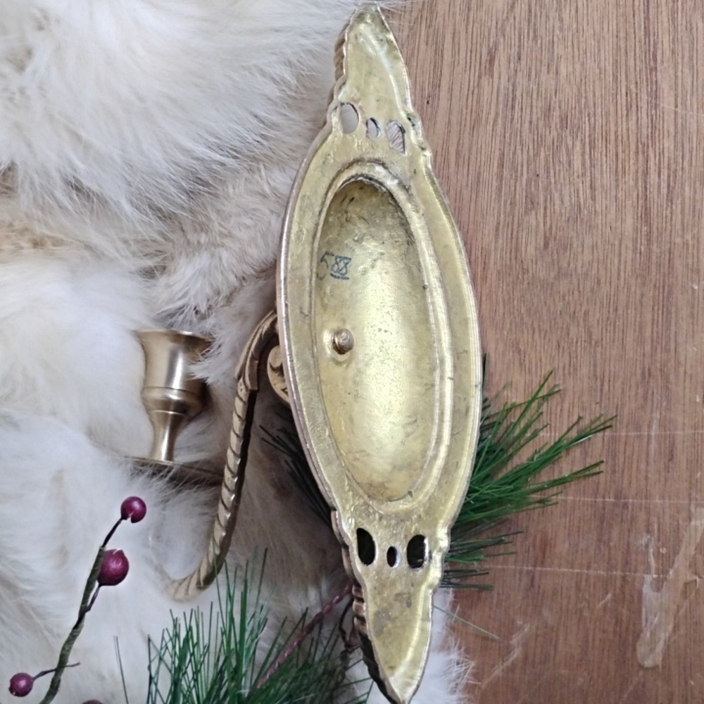 . Vintage Brass Wall Sconce - Single Candle Holder Wall Sconce - Picture 8 of 8